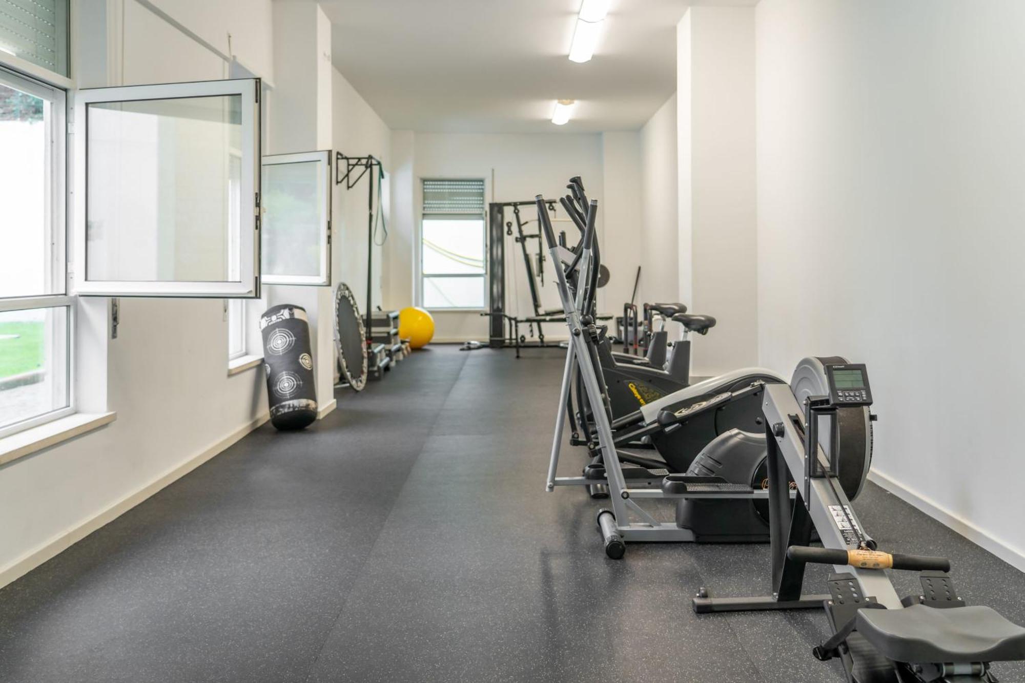 Apart T3 Com Piscina Tenis Ginasio E Parq Infant Lisboa Eksteriør billede