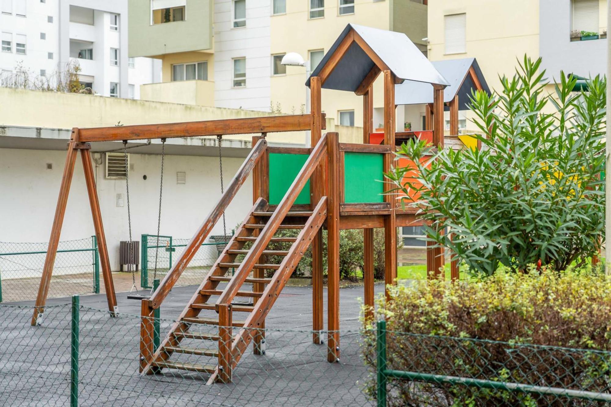 Apart T3 Com Piscina Tenis Ginasio E Parq Infant Lisboa Eksteriør billede